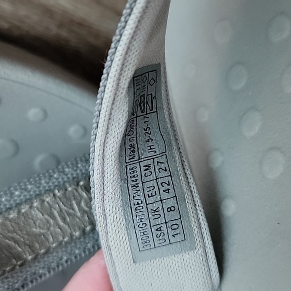 Vionic Silver Orthotic Platform Flip Flops Women's size 10 - Picture 4 of 6